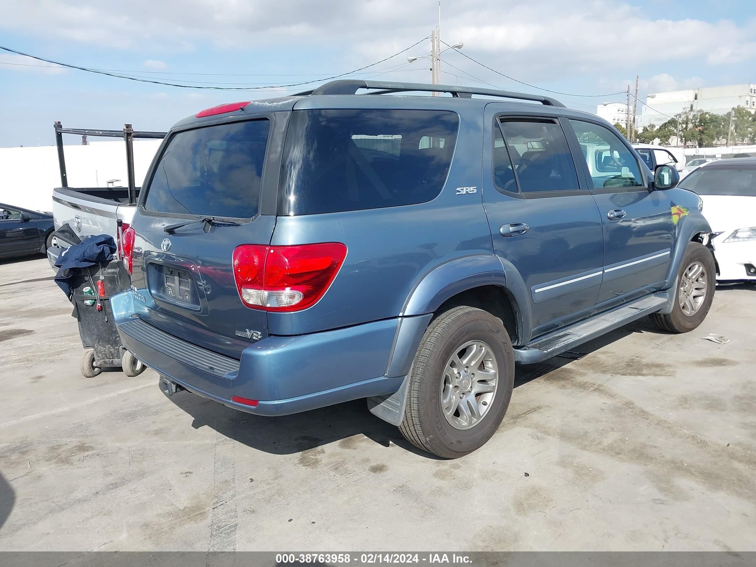 Photo 3 VIN: 5TDZT34A06S267065 - TOYOTA SEQUOIA 