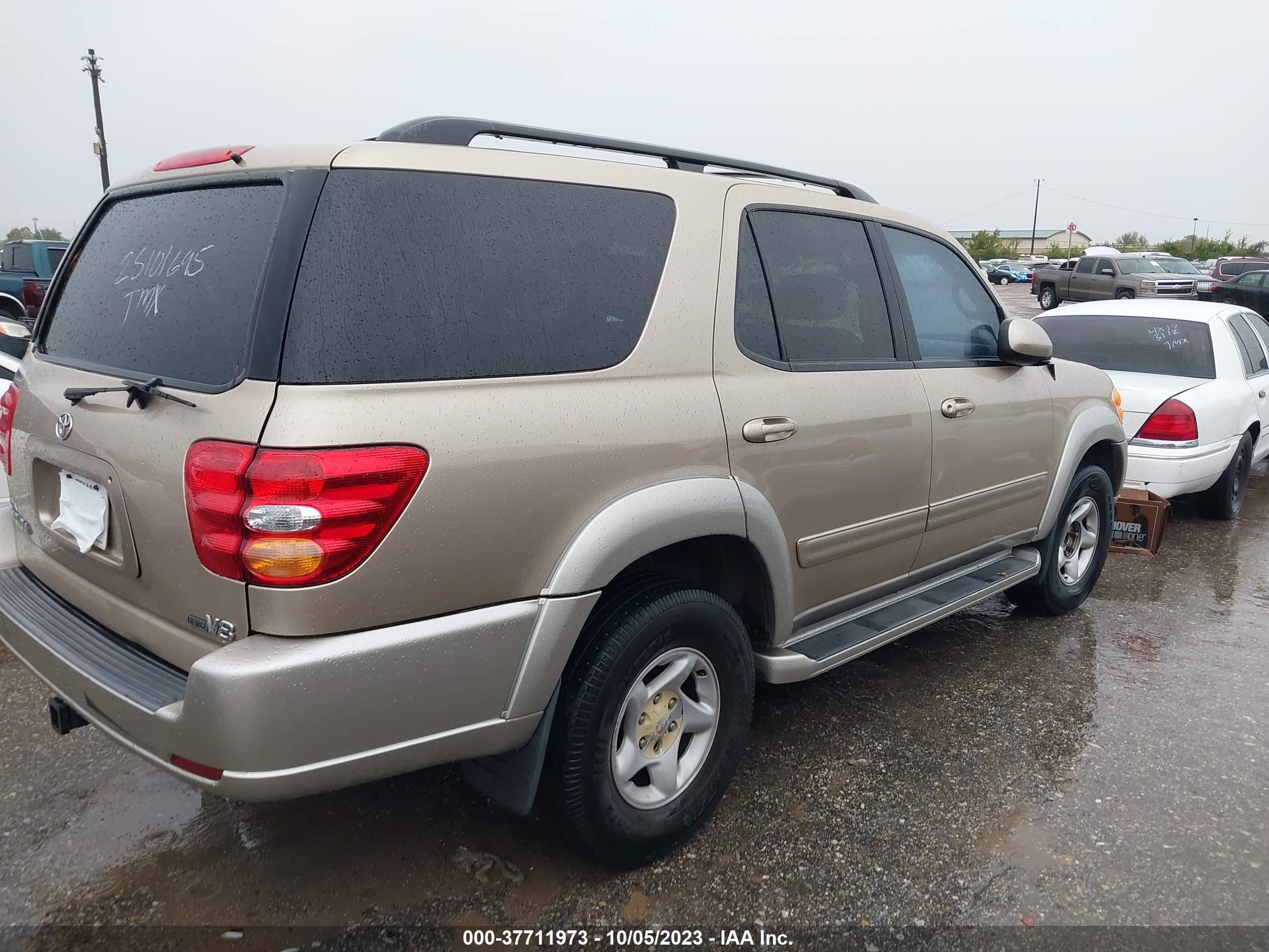 Photo 3 VIN: 5TDZT34A12S101695 - TOYOTA SEQUOIA 