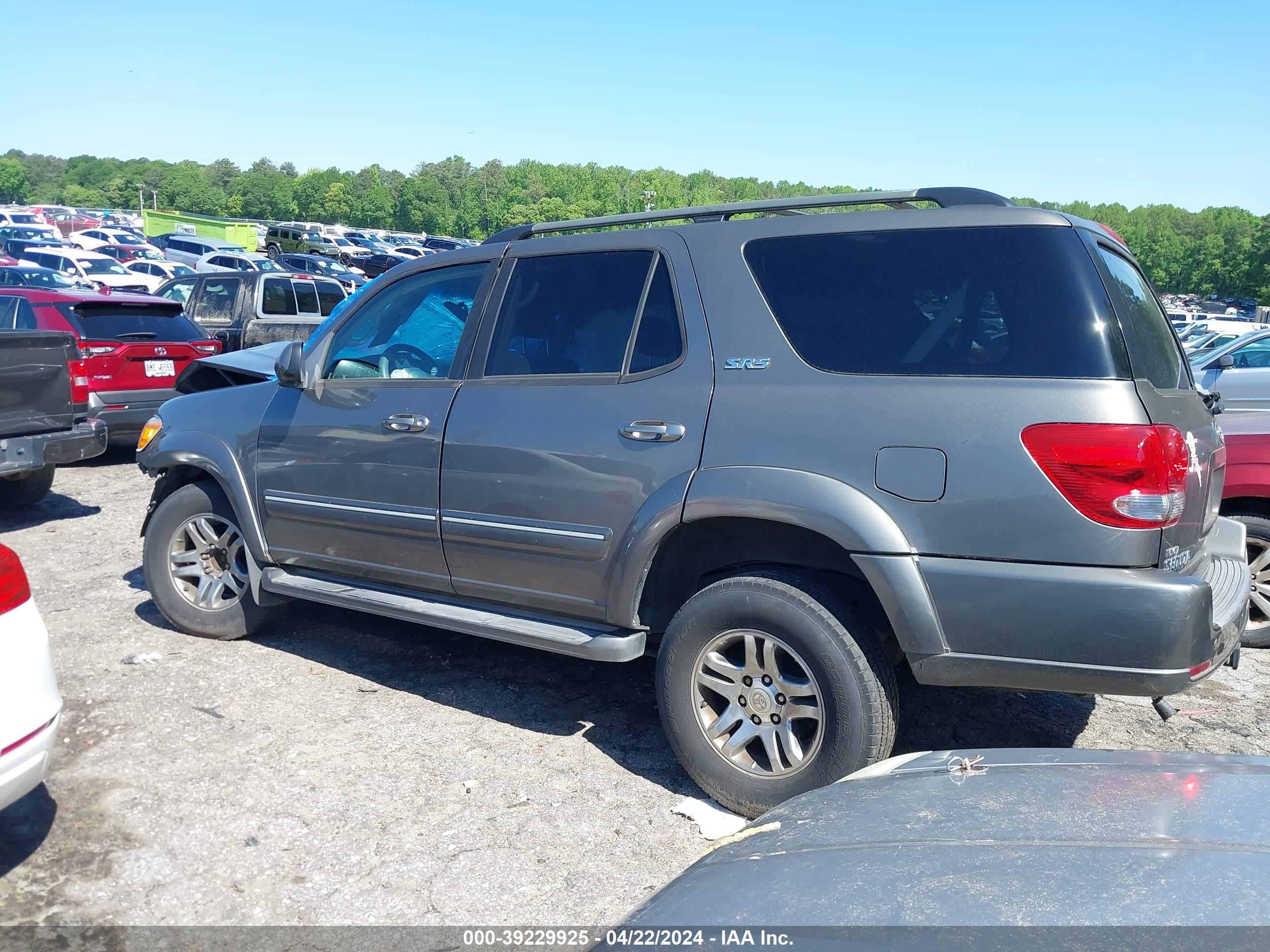 Photo 13 VIN: 5TDZT34A17S298021 - TOYOTA SEQUOIA 