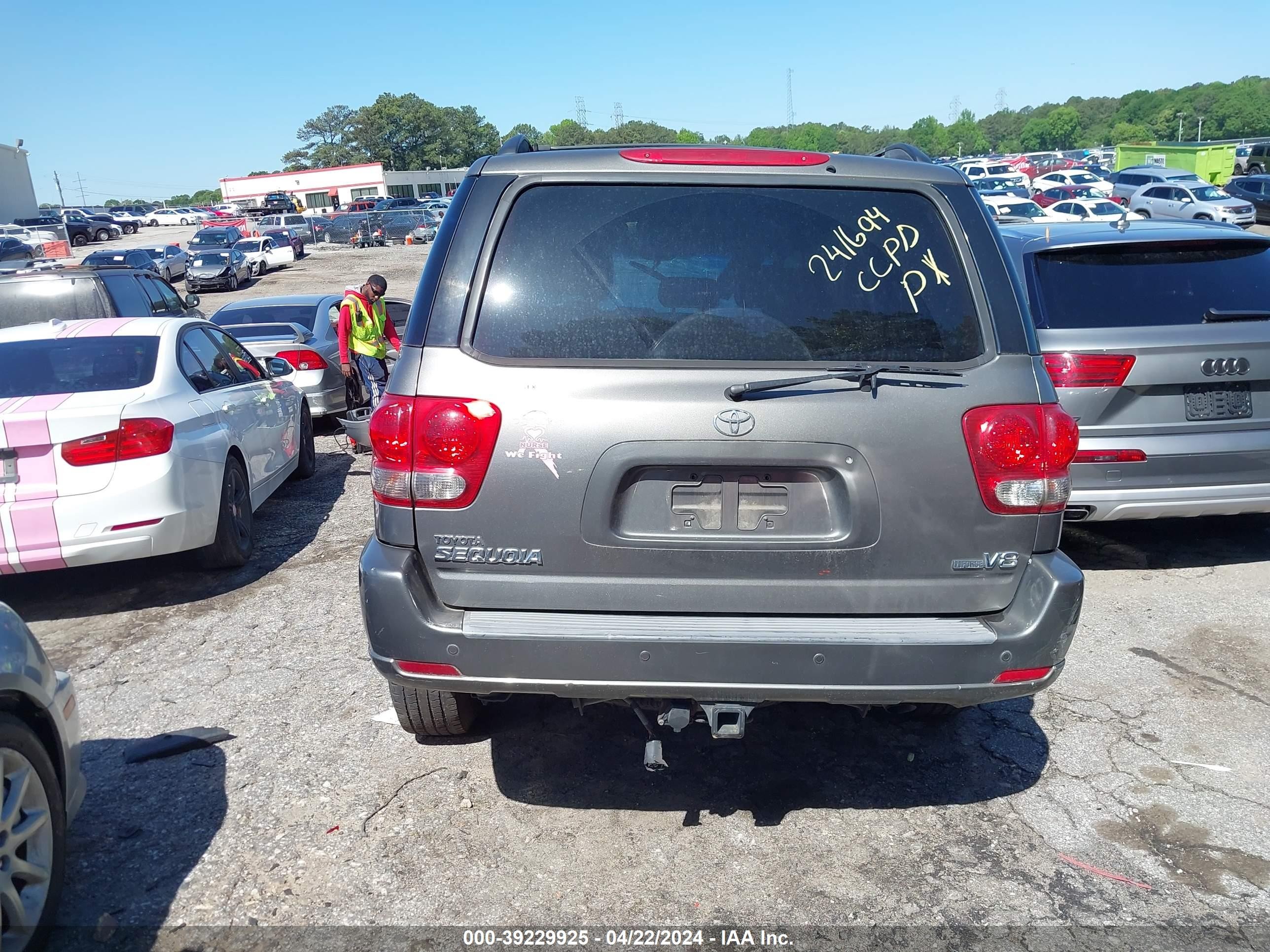 Photo 15 VIN: 5TDZT34A17S298021 - TOYOTA SEQUOIA 