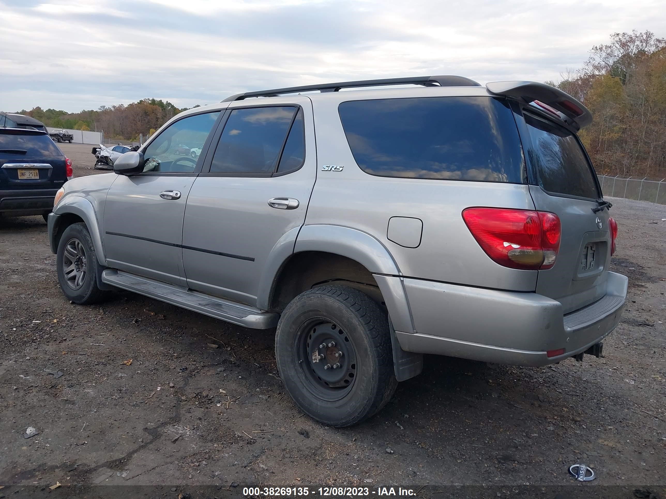 Photo 2 VIN: 5TDZT34A17S299525 - TOYOTA SEQUOIA 