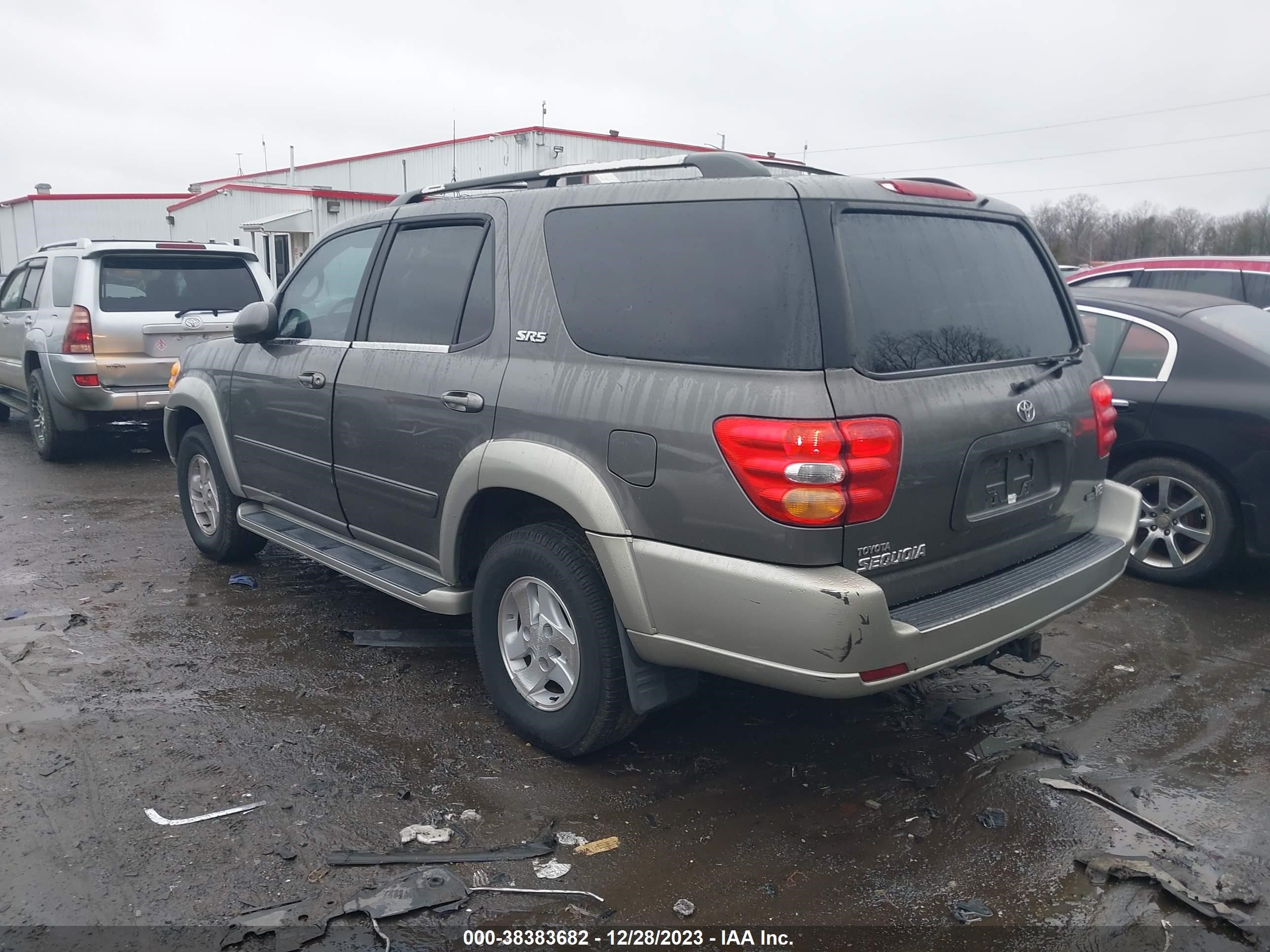 Photo 2 VIN: 5TDZT34A43S157812 - TOYOTA SEQUOIA 