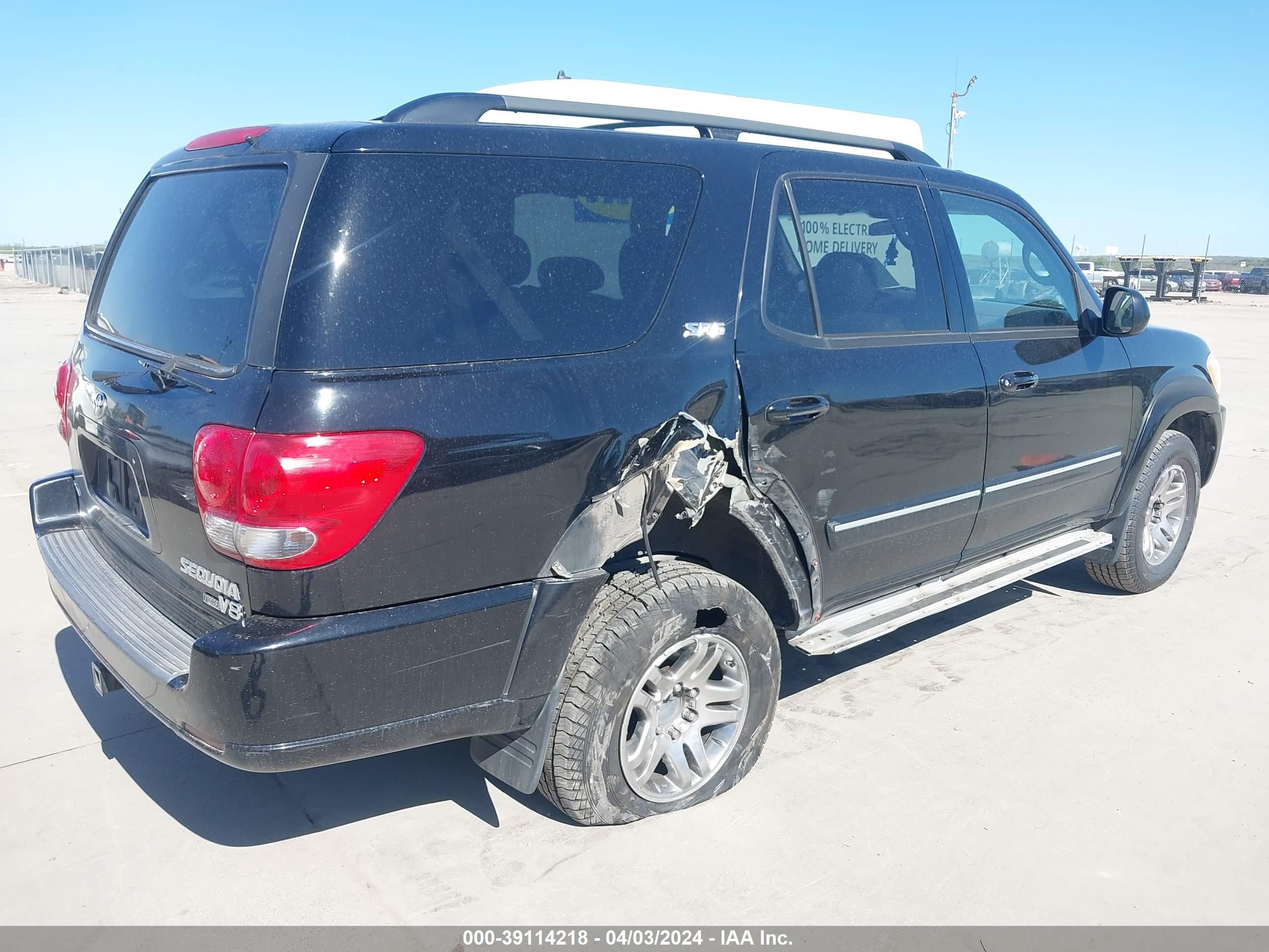 Photo 3 VIN: 5TDZT34A45S257279 - TOYOTA SEQUOIA 