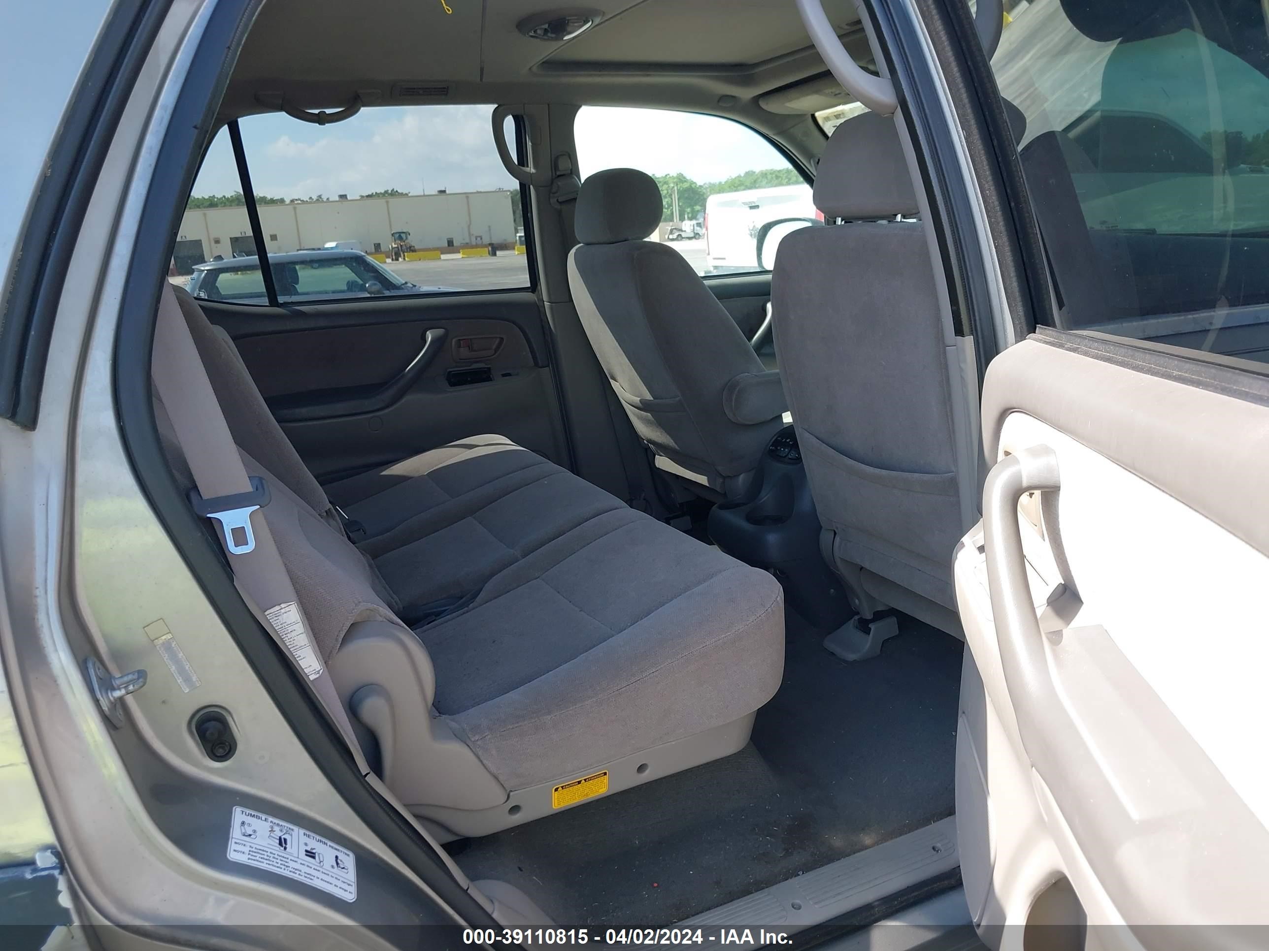 Photo 7 VIN: 5TDZT34A52S134831 - TOYOTA SEQUOIA 