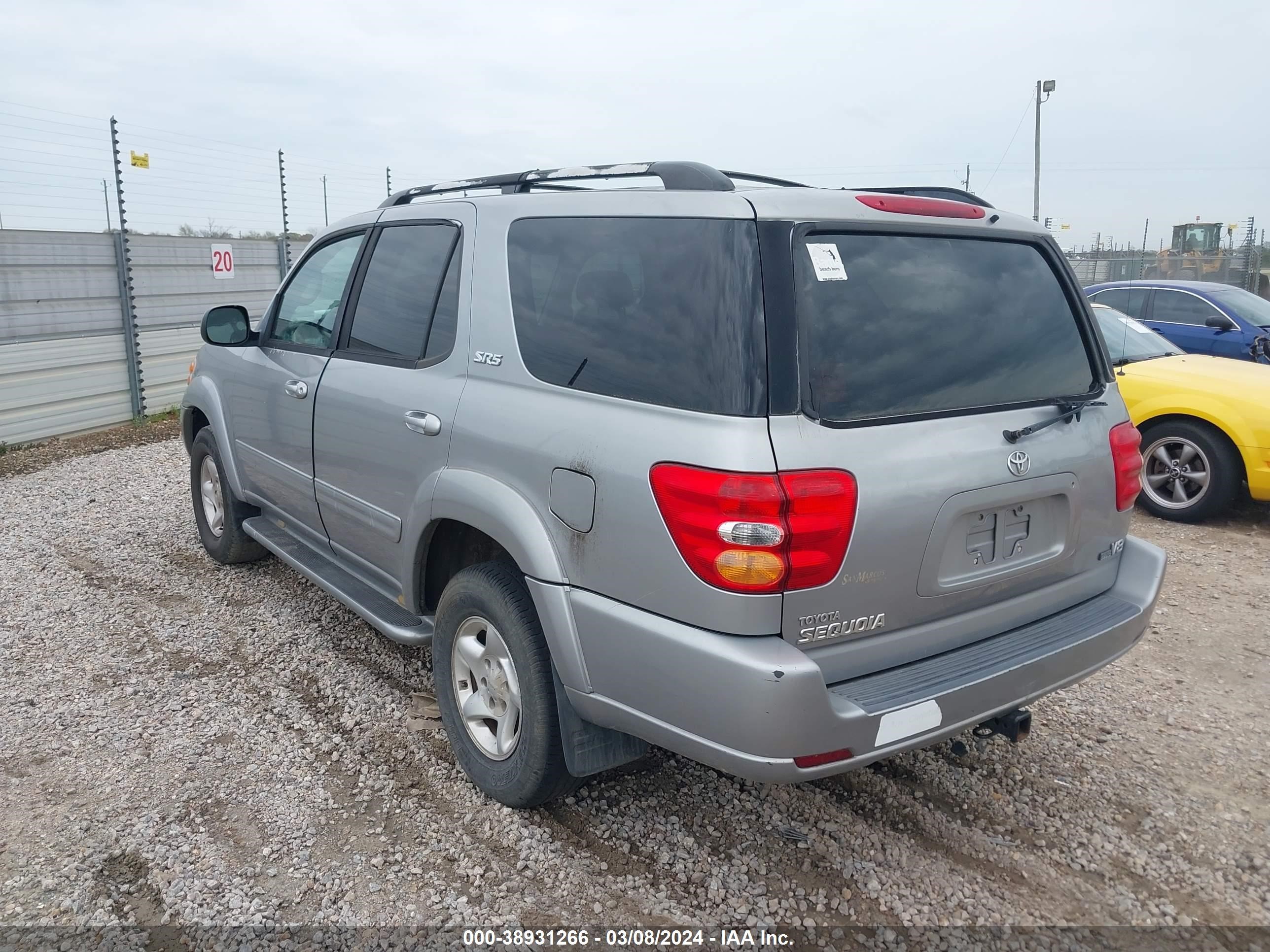 Photo 2 VIN: 5TDZT34A72S110322 - TOYOTA SEQUOIA 