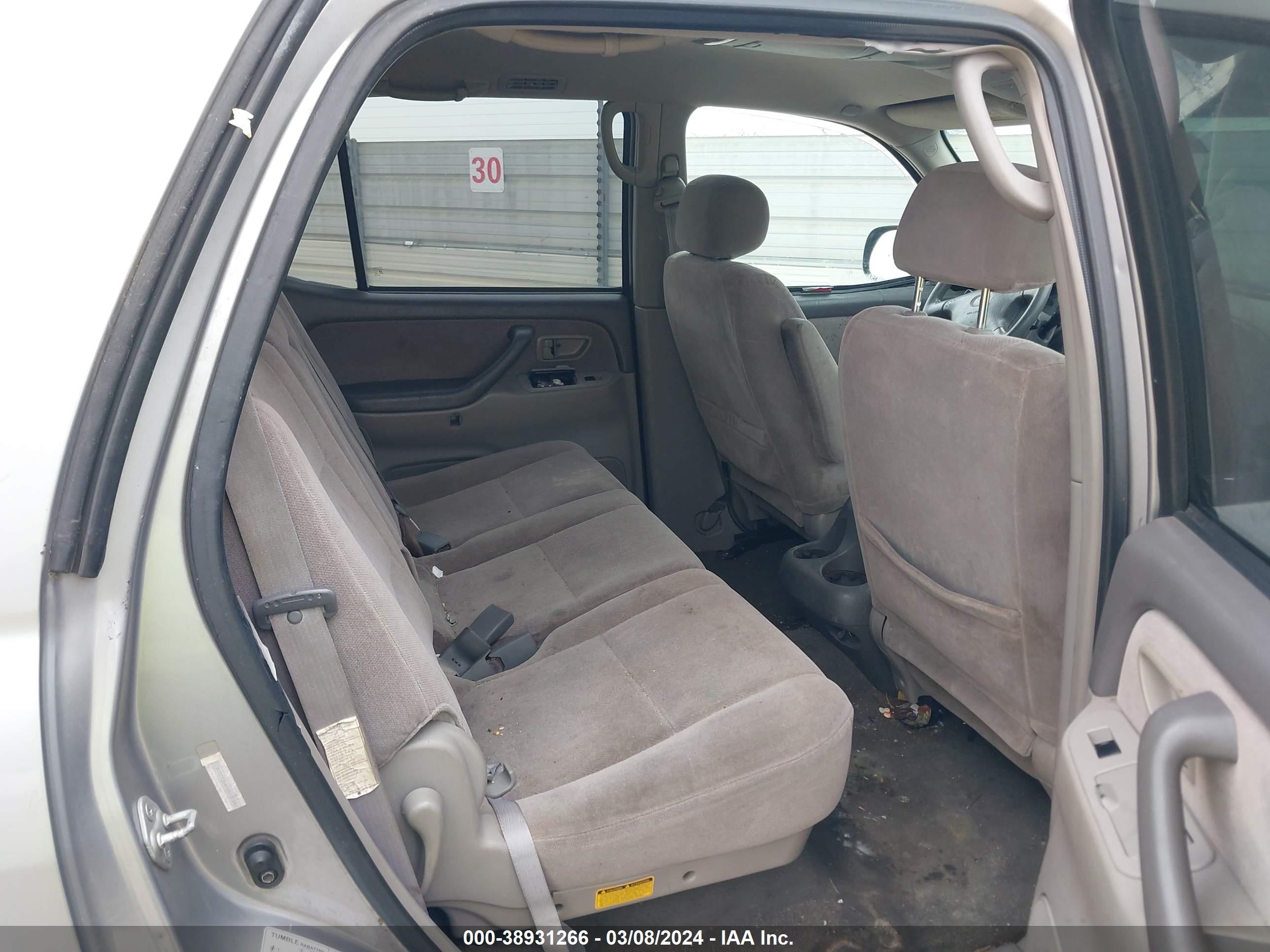 Photo 4 VIN: 5TDZT34A72S110322 - TOYOTA SEQUOIA 