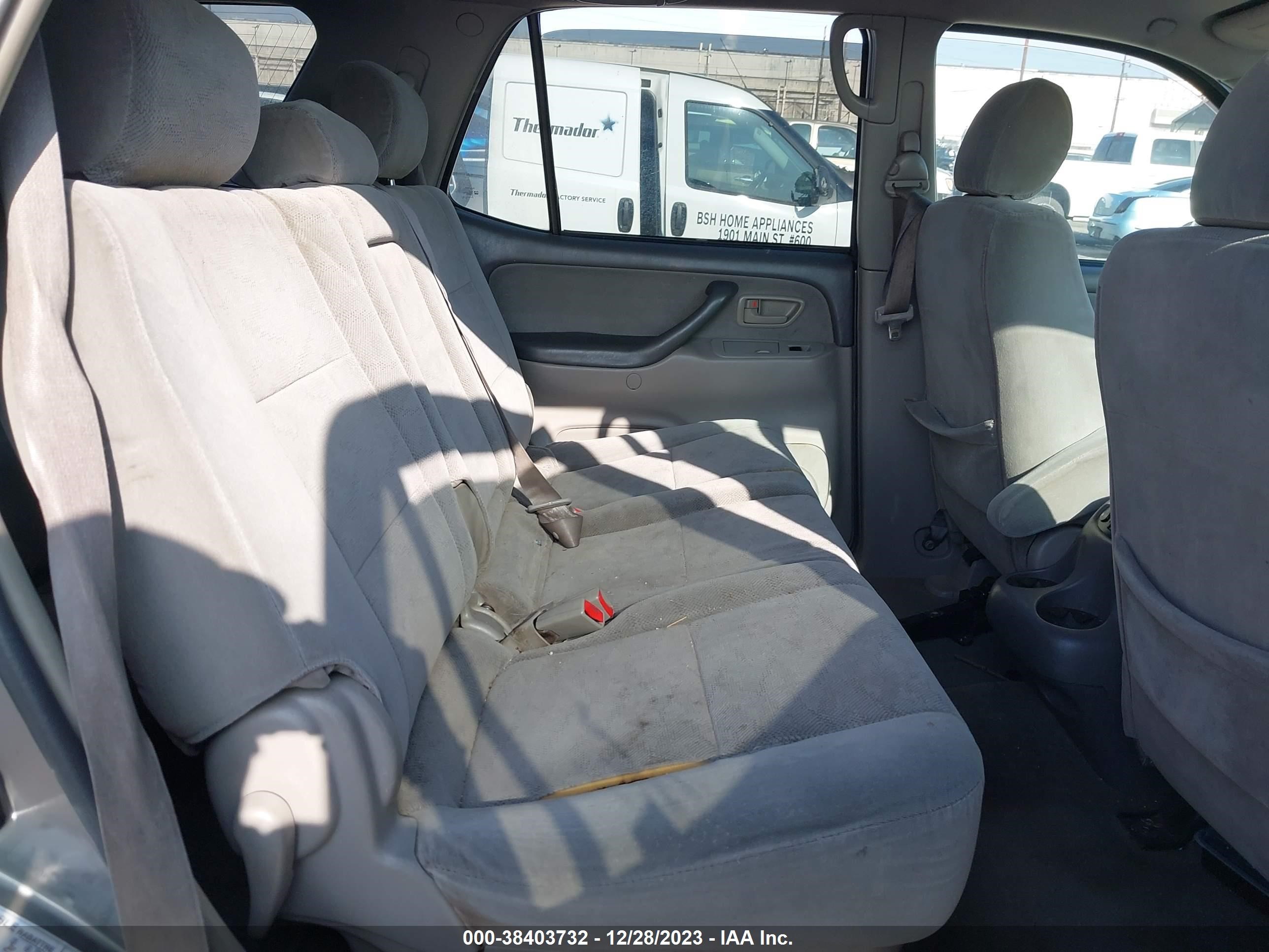 Photo 7 VIN: 5TDZT34A75S253548 - TOYOTA SEQUOIA 