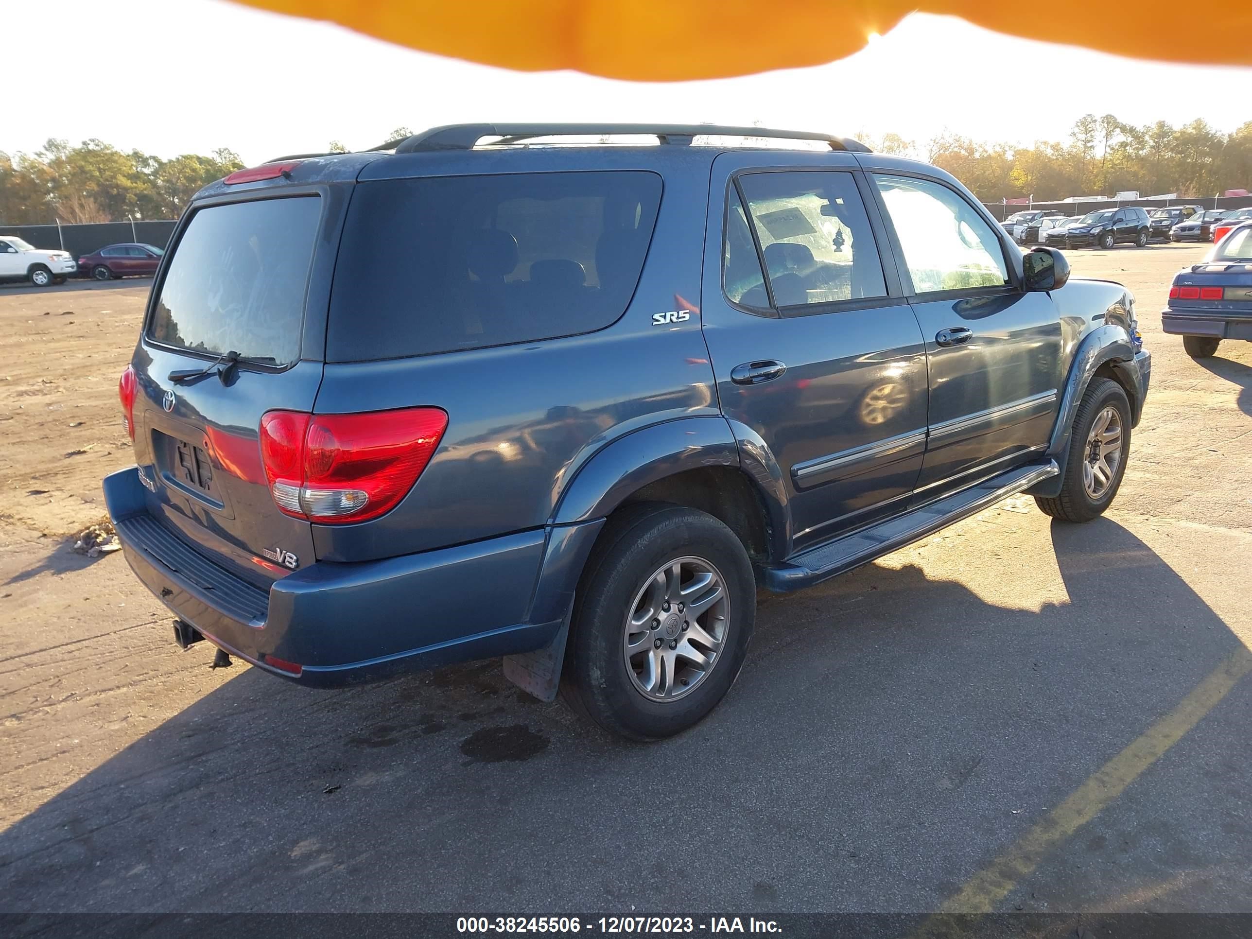 Photo 3 VIN: 5TDZT34A85S258886 - TOYOTA SEQUOIA 