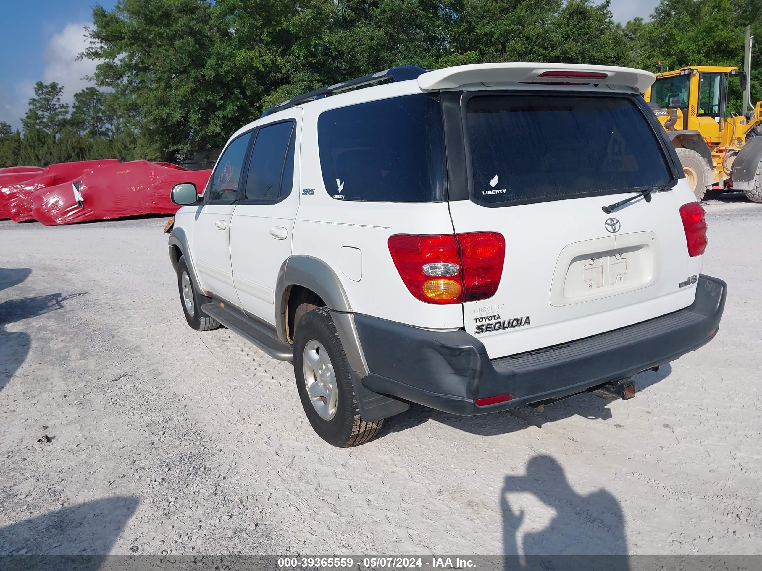 Photo 2 VIN: 5TDZT34AX2S087425 - TOYOTA SEQUOIA 