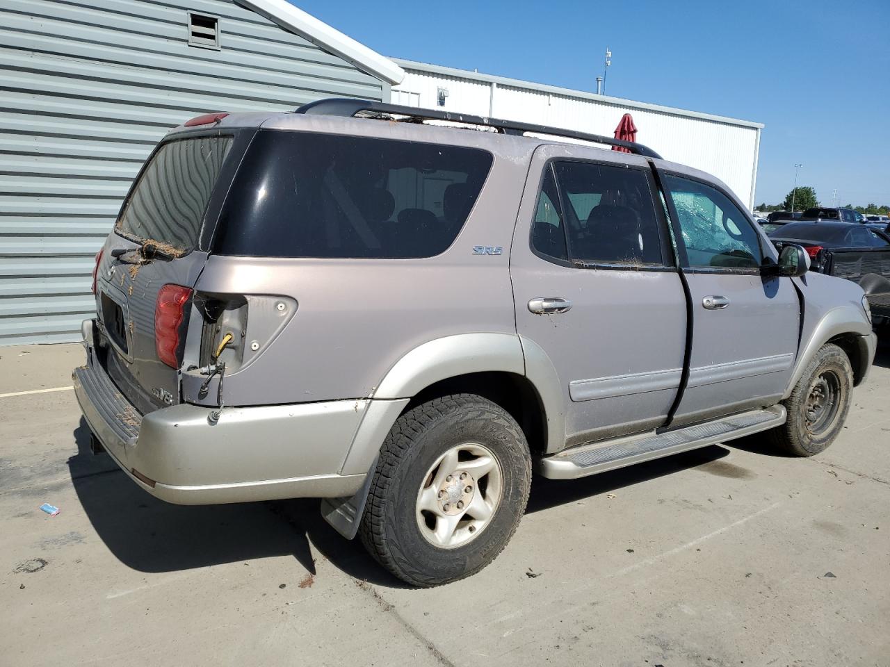 Photo 2 VIN: 5TDZT34AX2S100402 - TOYOTA SEQUOIA 