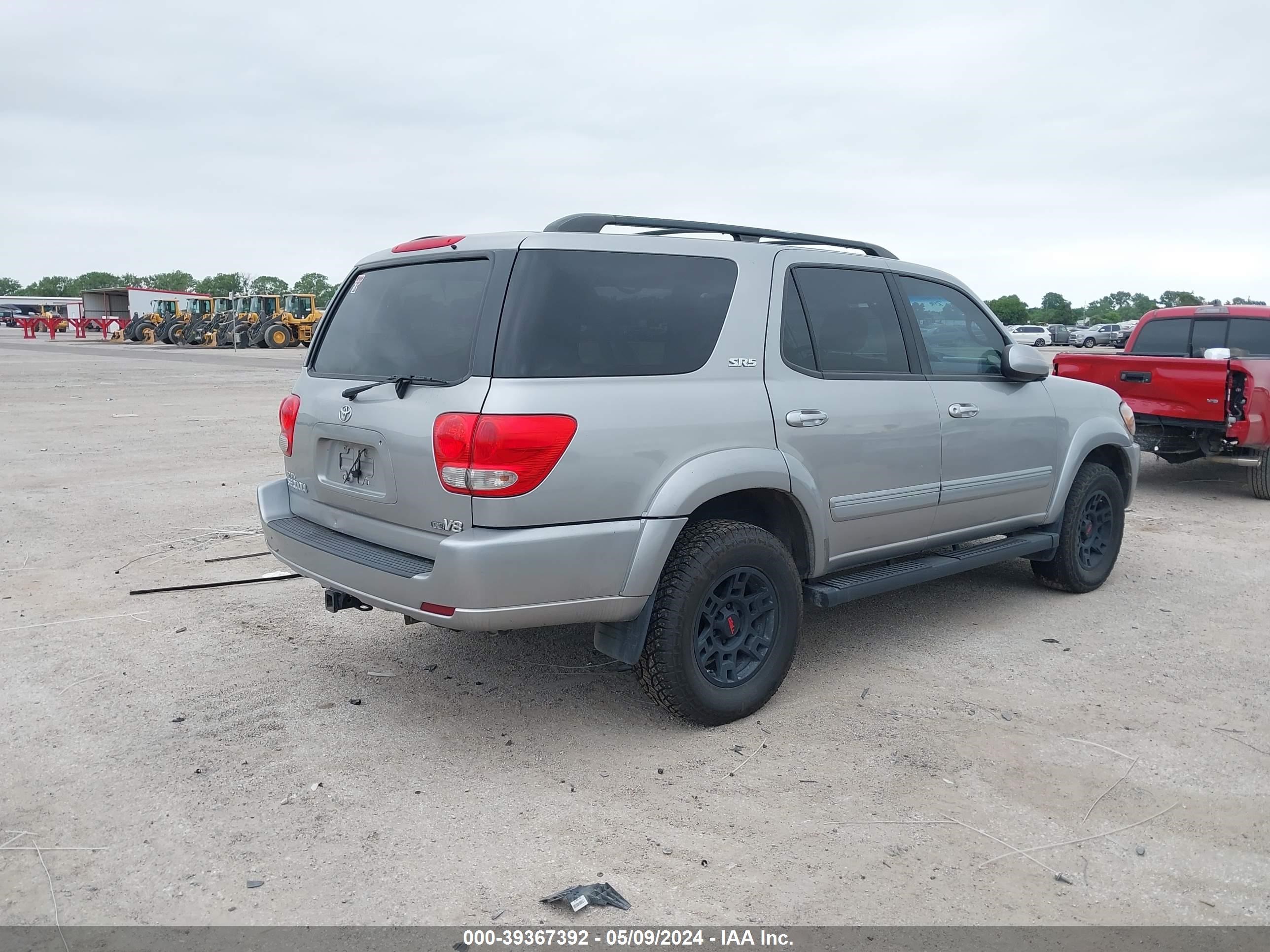 Photo 3 VIN: 5TDZT34AX7S287485 - TOYOTA SEQUOIA 