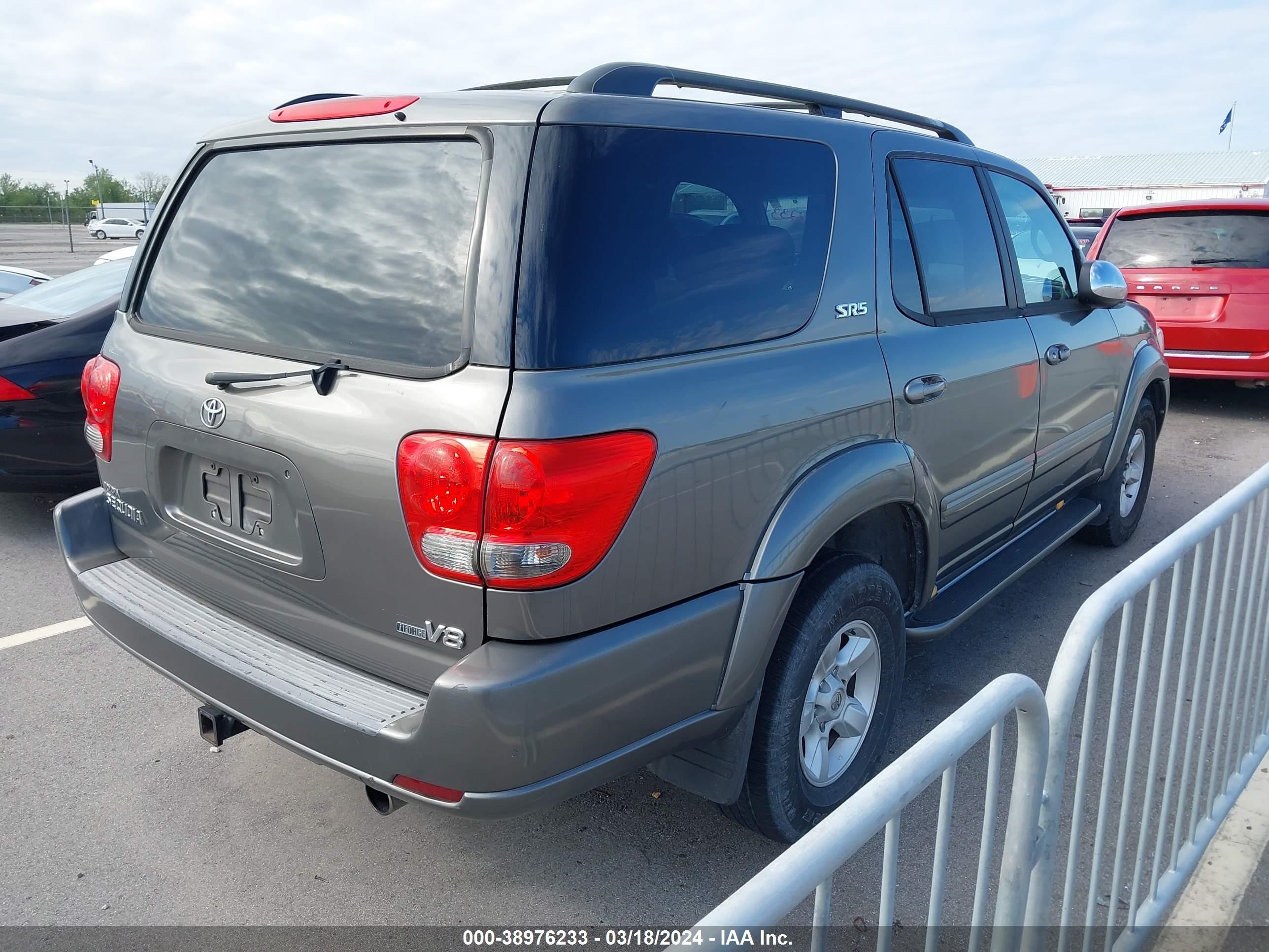 Photo 3 VIN: 5TDZT34AX7S294467 - TOYOTA SEQUOIA 