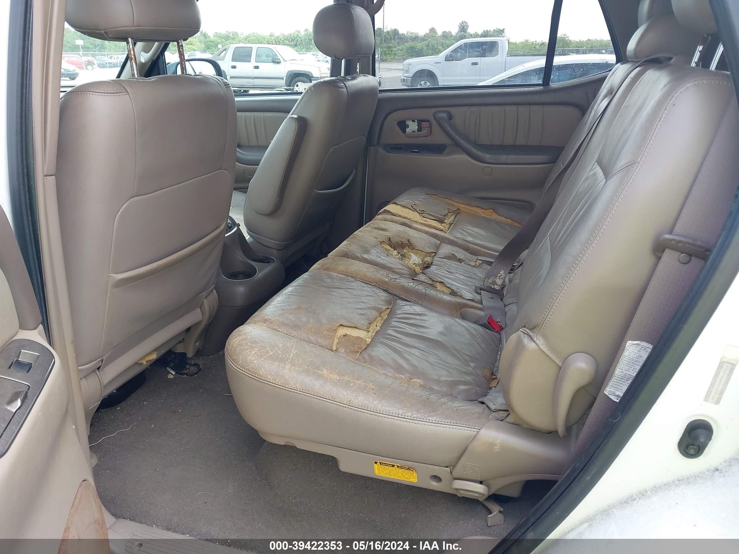 Photo 7 VIN: 5TDZT38A03S155730 - TOYOTA SEQUOIA 