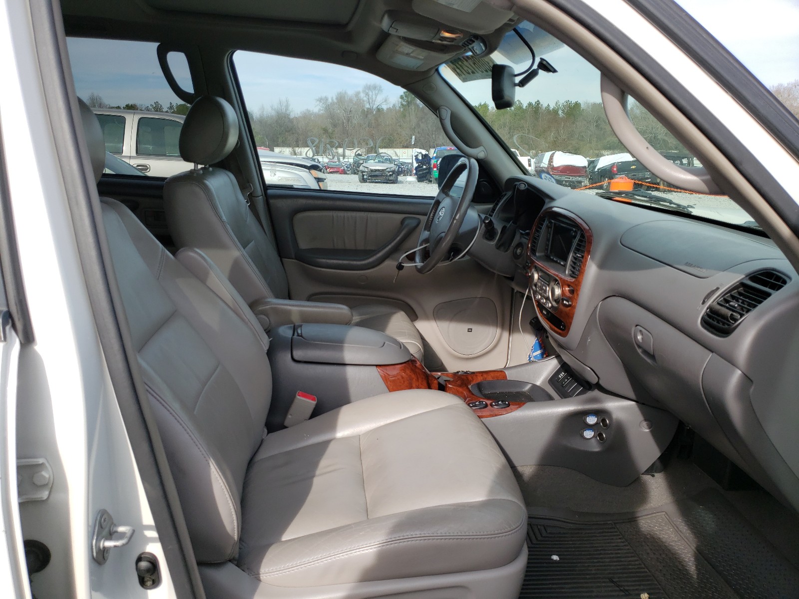 Photo 4 VIN: 5TDZT38A15S261204 - TOYOTA SEQUOIA LI 