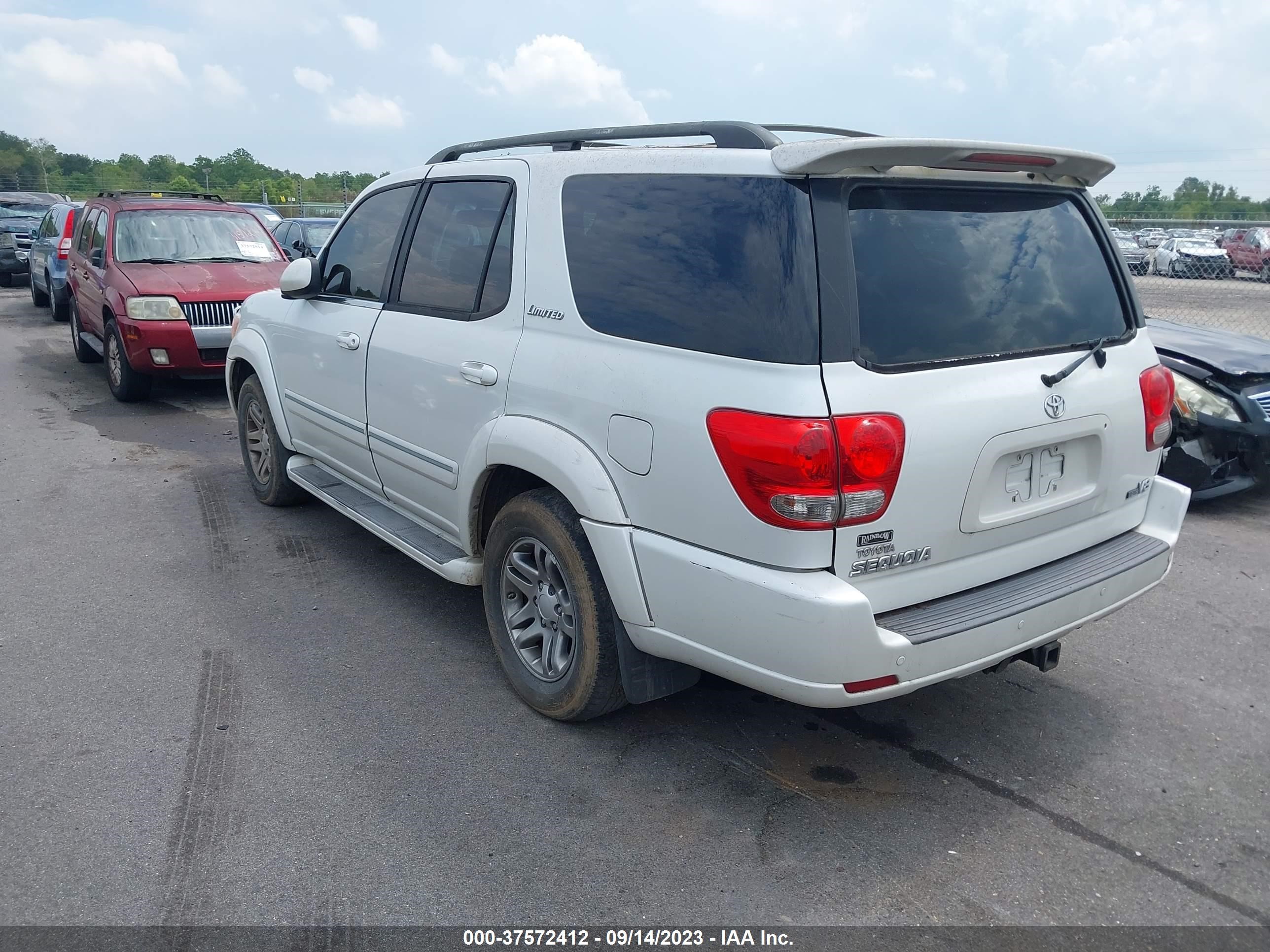 Photo 2 VIN: 5TDZT38A45S256661 - TOYOTA SEQUOIA 