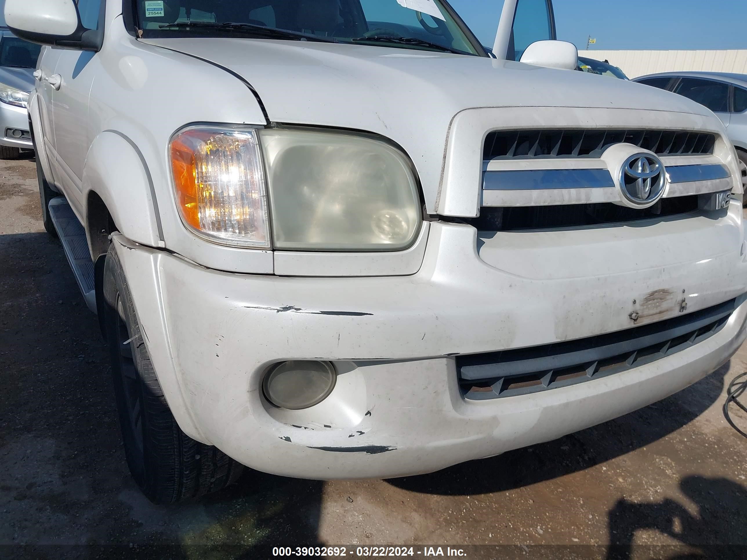 Photo 5 VIN: 5TDZT38A55S261187 - TOYOTA SEQUOIA 