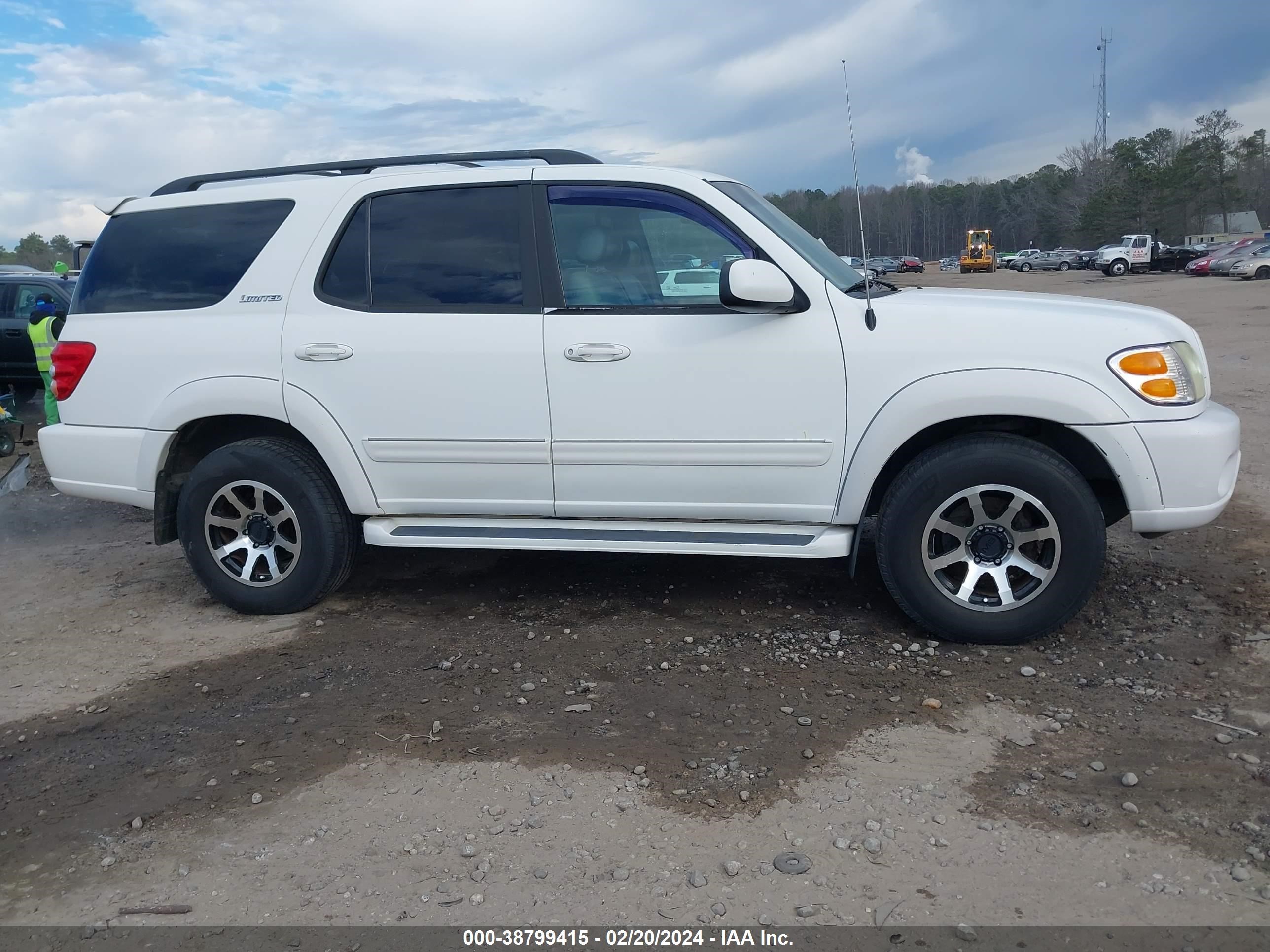 Photo 12 VIN: 5TDZT38A63S182124 - TOYOTA SEQUOIA 