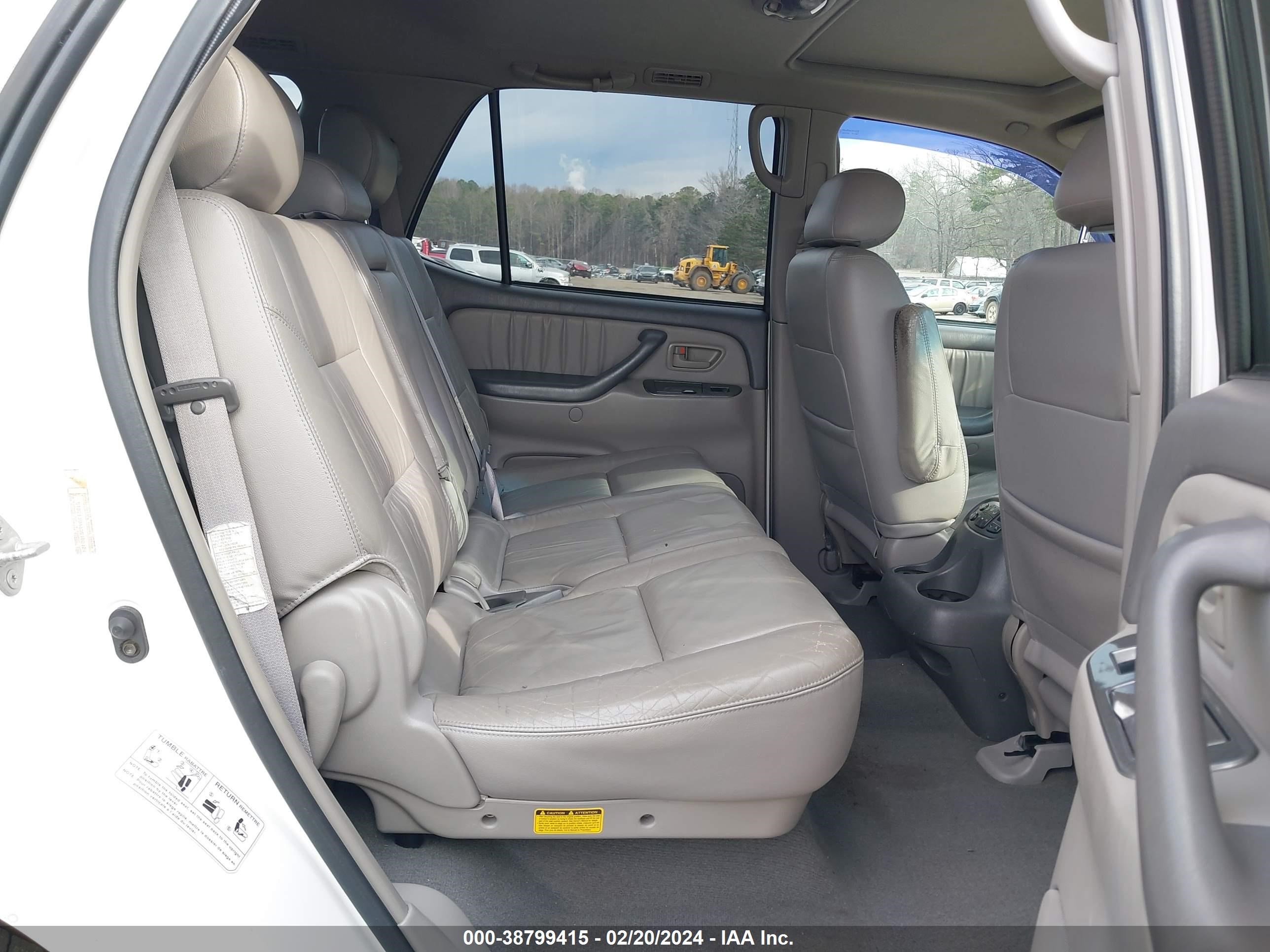 Photo 7 VIN: 5TDZT38A63S182124 - TOYOTA SEQUOIA 