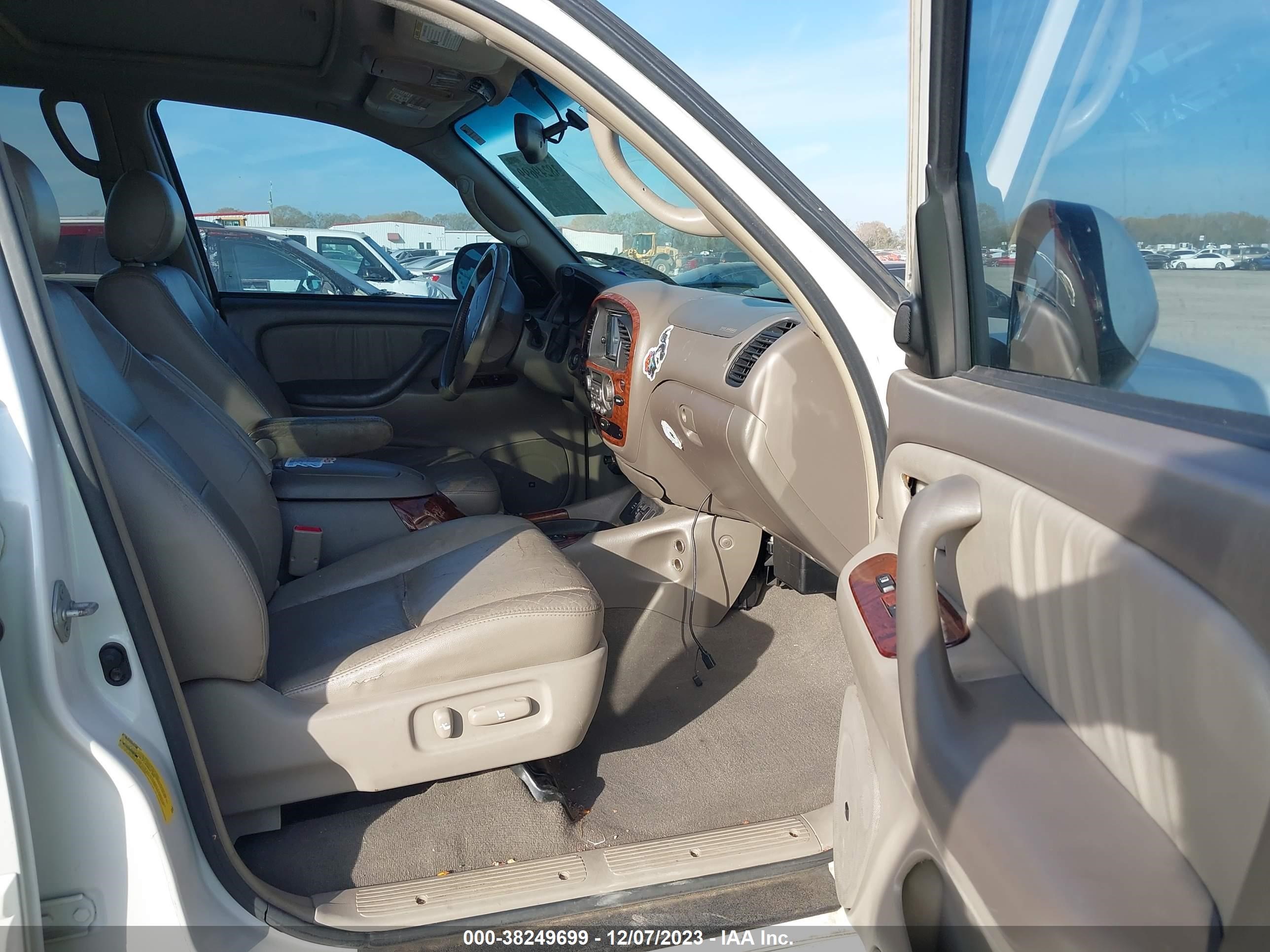 Photo 4 VIN: 5TDZT38A86S282424 - TOYOTA SEQUOIA 