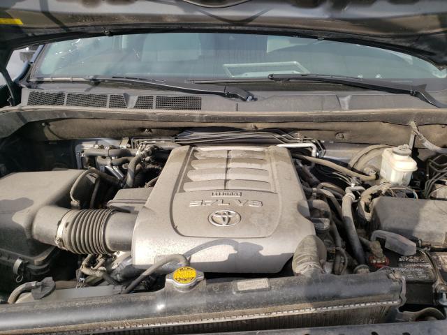 Photo 6 VIN: 5TDZY5G10AS029282 - TOYOTA SEQUOIA SR 