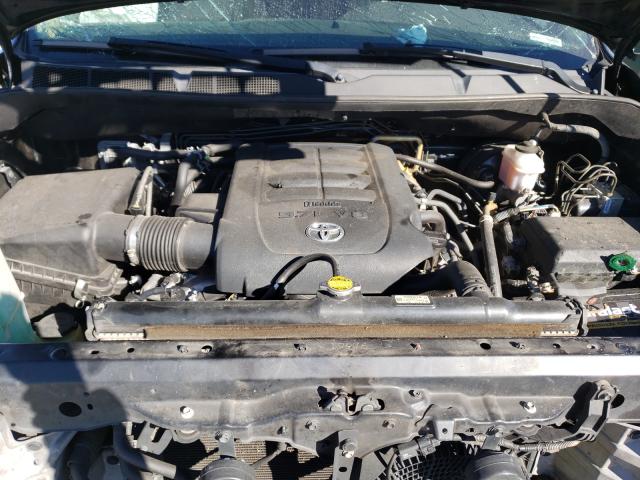 Photo 6 VIN: 5TDZY5G13BS031996 - TOYOTA SEQUOIA SR 