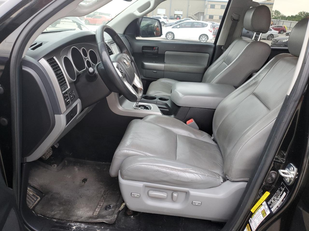 Photo 6 VIN: 5TDZY5G14FS060168 - TOYOTA SEQUOIA 