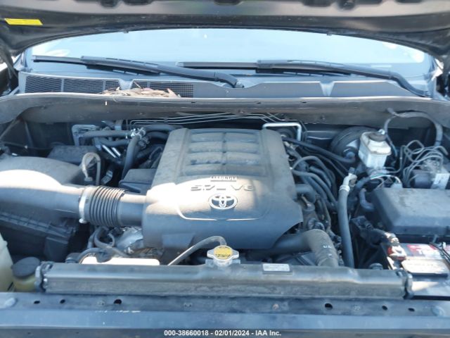 Photo 9 VIN: 5TDZY5G16ES051602 - TOYOTA SEQUOIA 