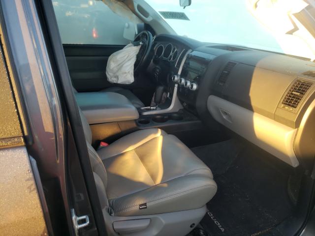 Photo 4 VIN: 5TDZY5G17CS039617 - TOYOTA SEQUOIA SR 