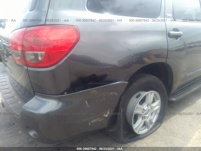 Photo 5 VIN: 5TDZY5G17DS043510 - TOYOTA SEQUOIA 