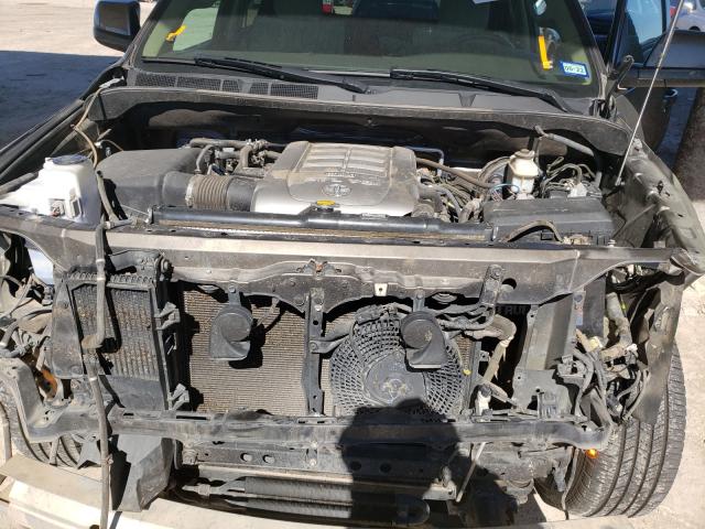 Photo 6 VIN: 5TDZY5G19AS025425 - TOYOTA SEQUOIA SR 