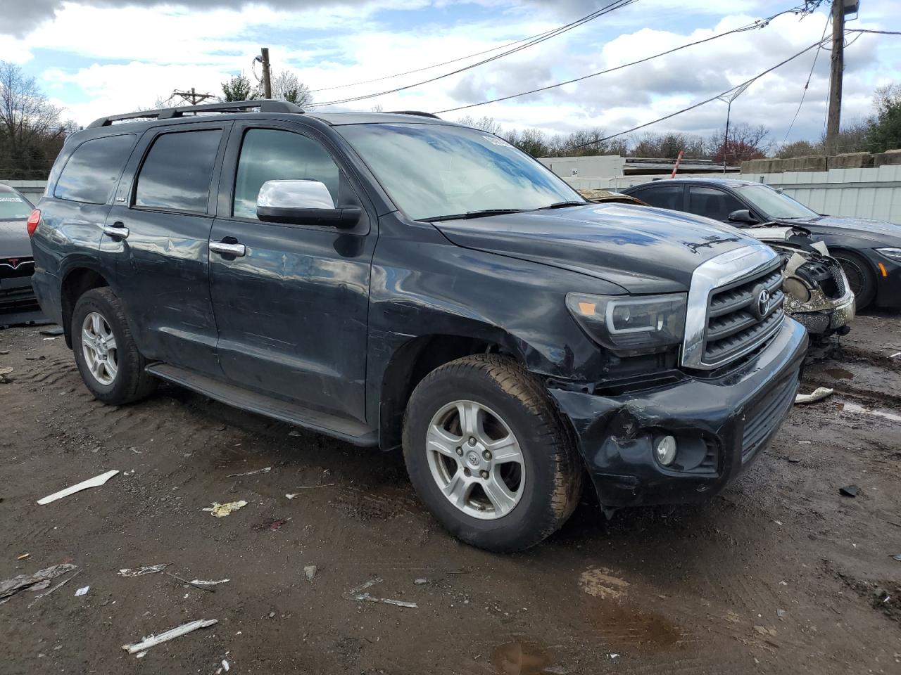 Photo 3 VIN: 5TDZY64AX8S000733 - TOYOTA SEQUOIA 