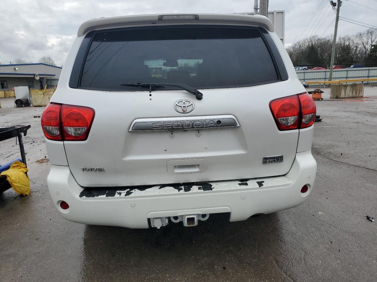 Photo 5 VIN: 5TDZY67A68S004032 - TOYOTA SEQUOIA 