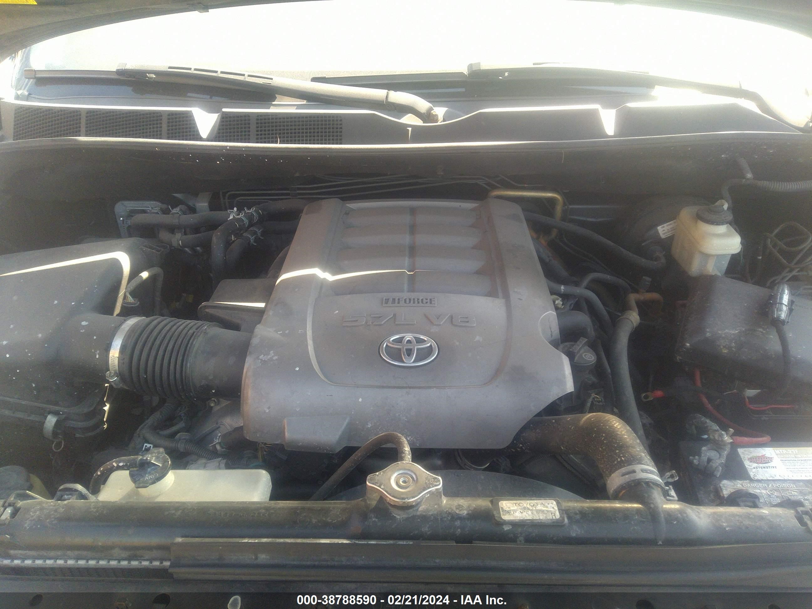 Photo 9 VIN: 5TDZY67A78S001088 - TOYOTA SEQUOIA 