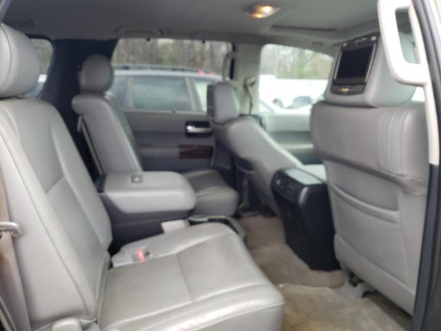 Photo 2 VIN: 5TDZY67A78S002676 - TOYOTA SEQUOIA 