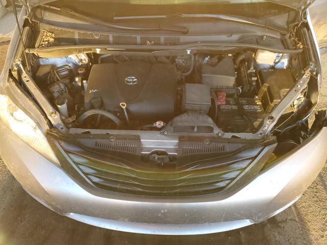 Photo 6 VIN: 5TDZZ3DC0HS886591 - TOYOTA SIENNA 