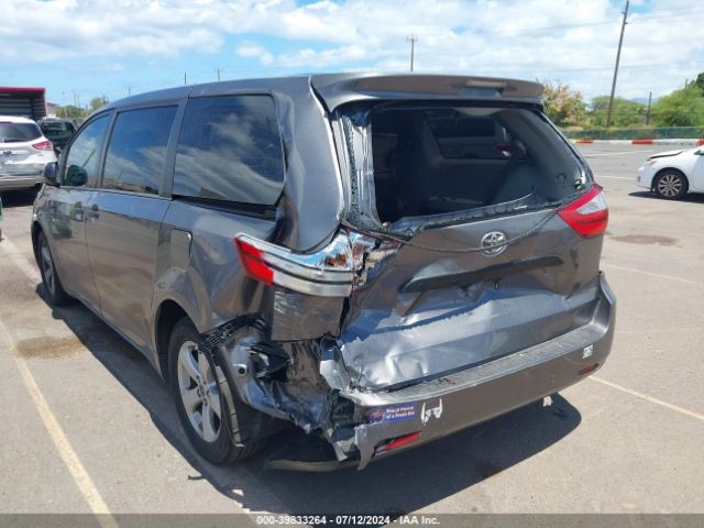 Photo 5 VIN: 5TDZZ3DC0HS895887 - TOYOTA SIENNA 