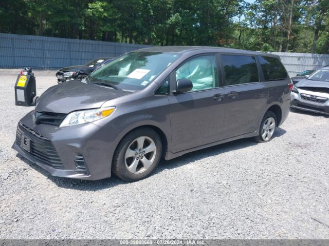 Photo 1 VIN: 5TDZZ3DC0LS064107 - TOYOTA SIENNA 