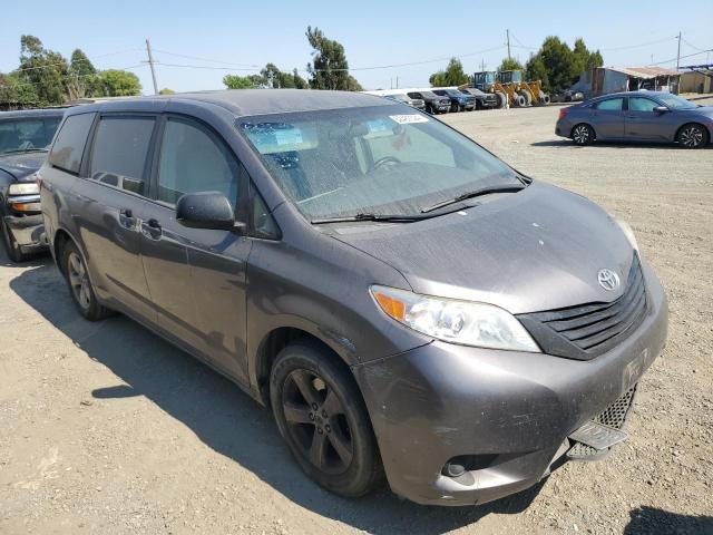 Photo 3 VIN: 5TDZZ3DC1HS818977 - TOYOTA SIENNA 