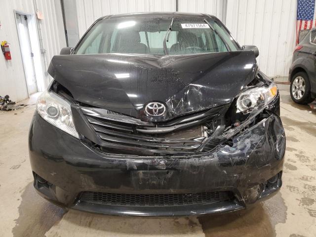 Photo 4 VIN: 5TDZZ3DC1HS881870 - TOYOTA SIENNA LE 