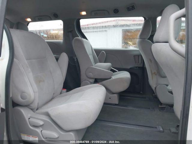 Photo 7 VIN: 5TDZZ3DC2HS790784 - TOYOTA SIENNA 