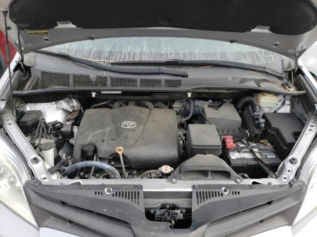 Photo 6 VIN: 5TDZZ3DC2JS912212 - TOYOTA SIENNA L 