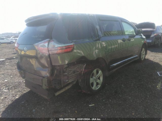 Photo 3 VIN: 5TDZZ3DC2KS982794 - TOYOTA SIENNA 