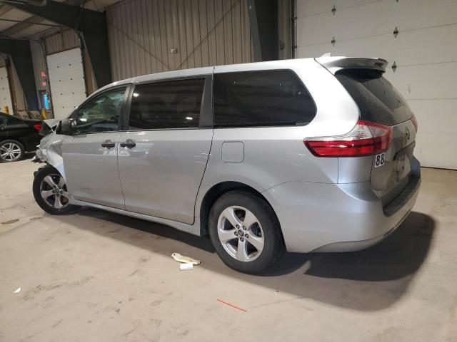 Photo 1 VIN: 5TDZZ3DC2KS983346 - TOYOTA SIENNA 