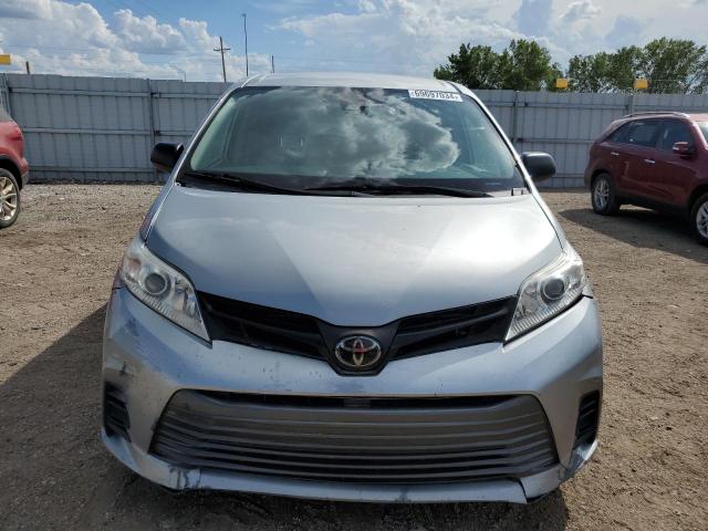 Photo 4 VIN: 5TDZZ3DC2LS046806 - TOYOTA SIENNA L 