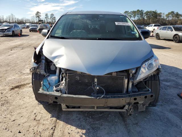 Photo 4 VIN: 5TDZZ3DC2LS080437 - TOYOTA SIENNA L 