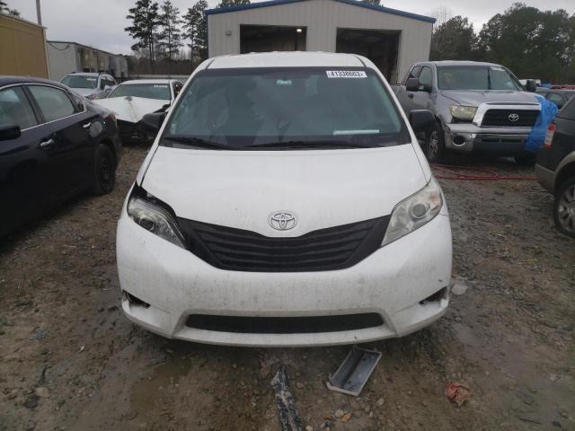 Photo 4 VIN: 5TDZZ3DC3HS767711 - TOYOTA SIENNA 