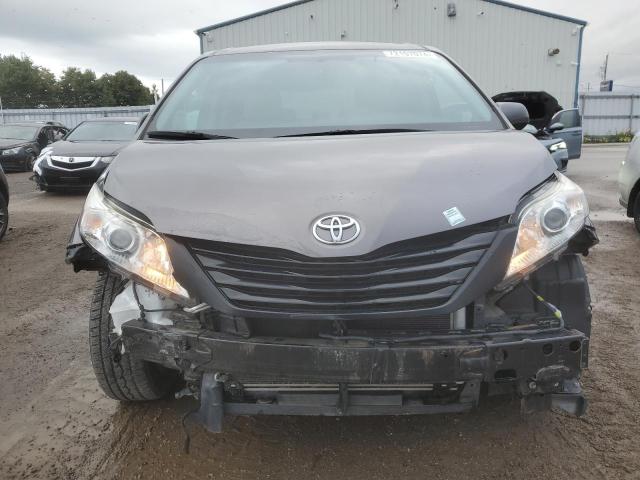 Photo 4 VIN: 5TDZZ3DC3HS776280 - TOYOTA SIENNA 