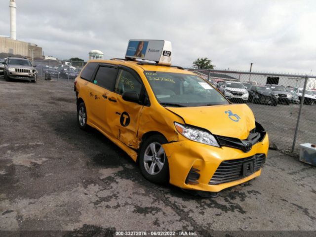 Photo 0 VIN: 5TDZZ3DC3KS018172 - TOYOTA SIENNA 