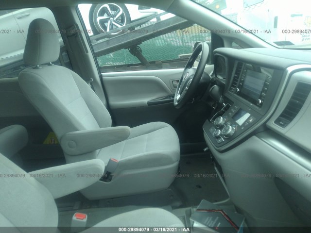 Photo 4 VIN: 5TDZZ3DC3LS043493 - TOYOTA SIENNA 