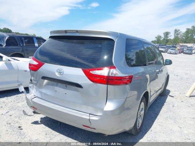 Photo 3 VIN: 5TDZZ3DC4HS818391 - TOYOTA SIENNA 